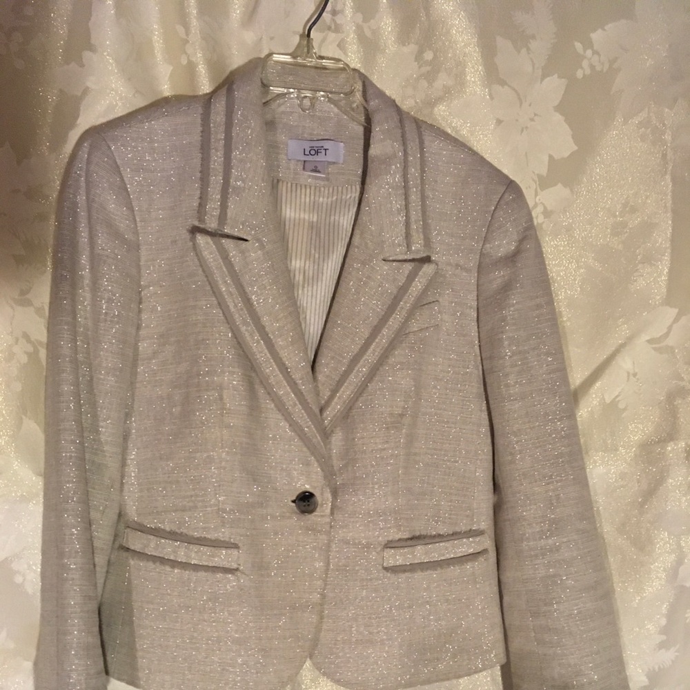 Beige Ann Taylor Loft blazer